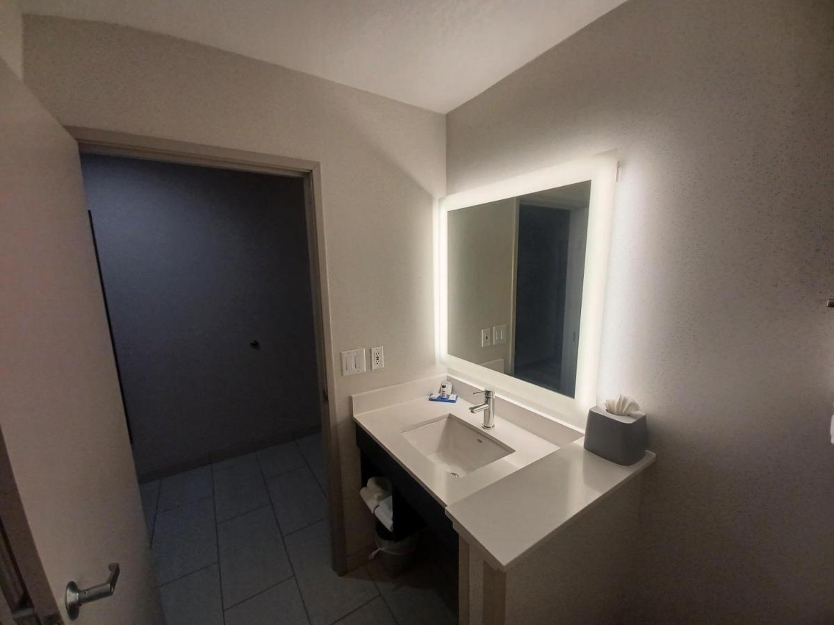 Holiday Inn Express & Suites Lincoln City By Ihg Екстер'єр фото