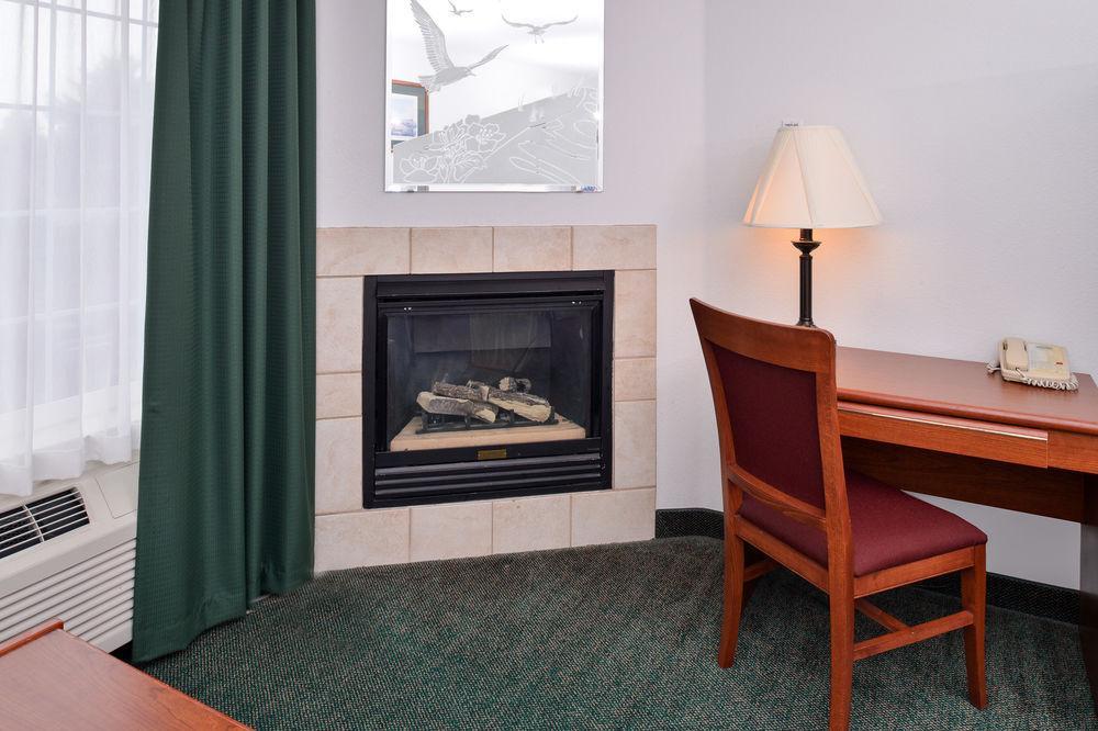 Holiday Inn Express & Suites Lincoln City By Ihg Екстер'єр фото