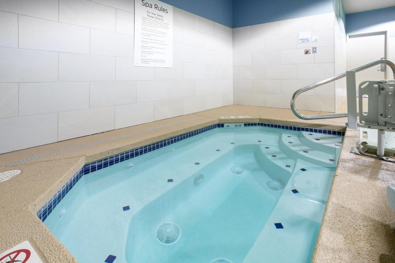 Holiday Inn Express & Suites Lincoln City By Ihg Екстер'єр фото