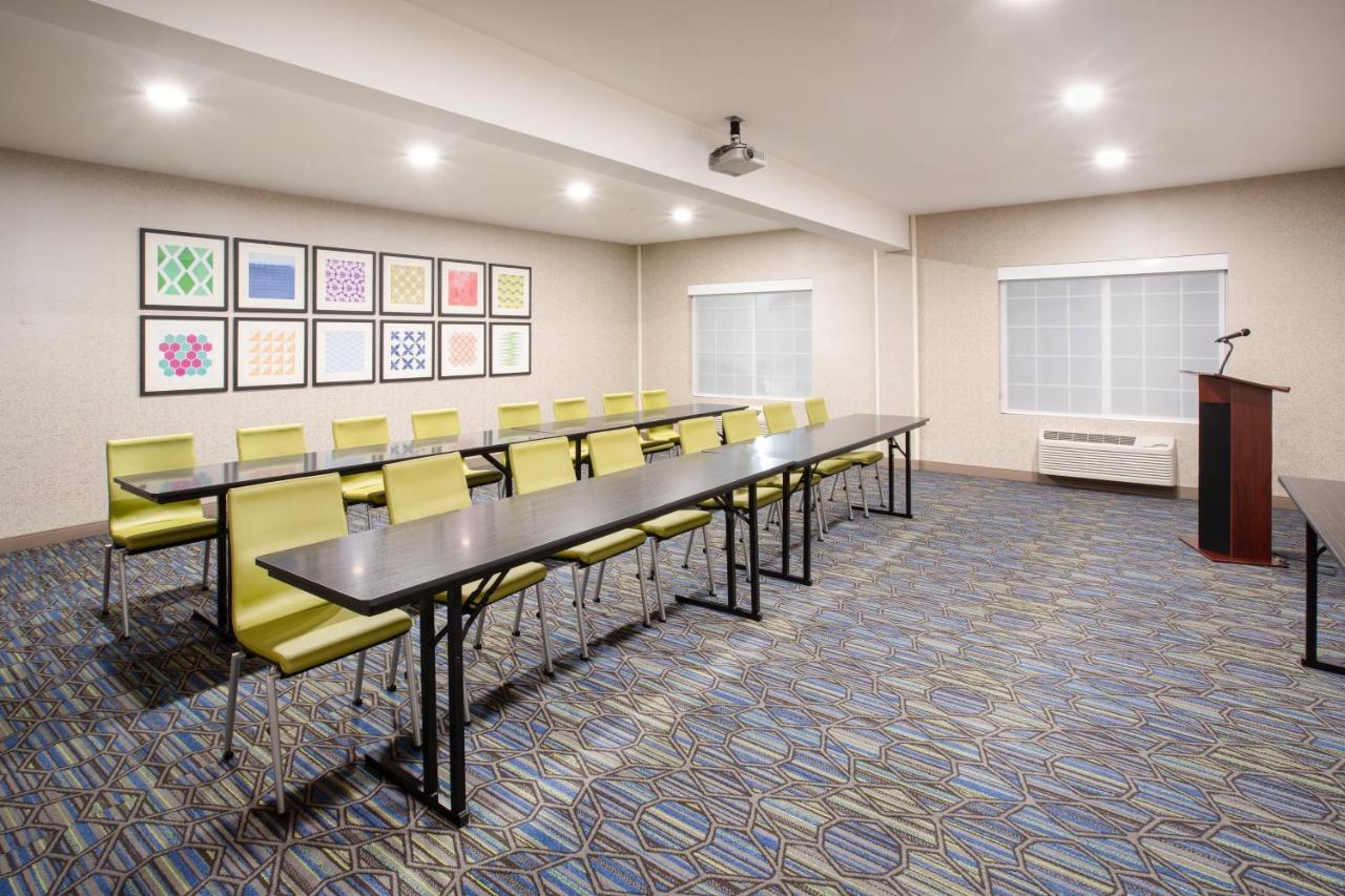 Holiday Inn Express & Suites Lincoln City By Ihg Екстер'єр фото